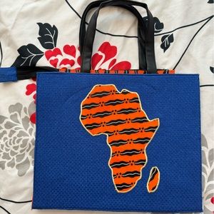 Solid bag African style